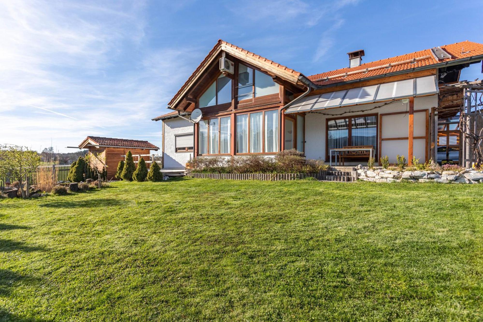 Haus Kali Lägenhet Teisendorf Exteriör bild